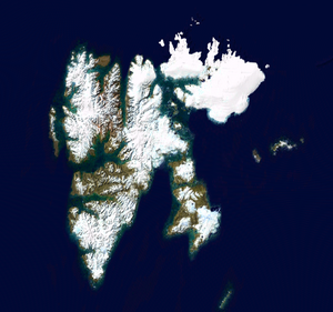 Archivo:W W Svalbard LandSat7 21.14475E 78.71545N