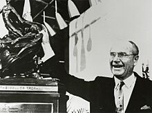 1966CollierTrophyJames Smith McDonnell.jpg