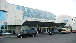 Archivo:Airport Pulkovo II b