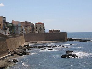 Archivo:Alghero Walls