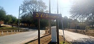 Archivo:Cartel del Barrio El Descanso, Villa La Bolsa