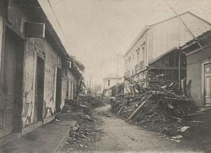 Archivo:Casas colapsadas por terremoto de Vallenar de 1922