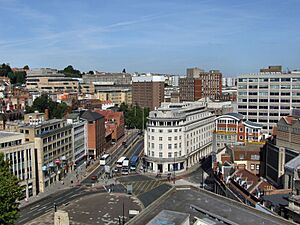 Archivo:Colston Avenue, Bristol