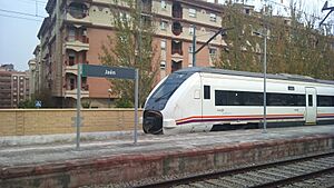 Archivo:Estacion trenes jaén