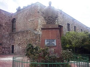 Archivo:Exconvento de San Francisco en Pachuca, México (04)