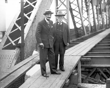 Archivo:Inspection of the Story Bridge