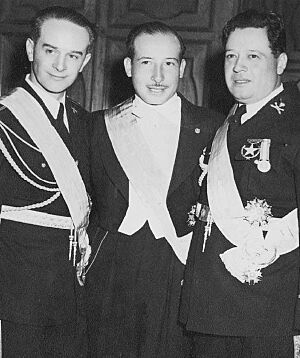 Archivo:Juntagobierno1944 (cropped)