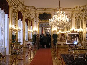 Archivo:Leopoldinischer Trakt Vienna Oct. 2006 016