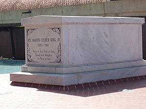 Archivo:MLK tomb