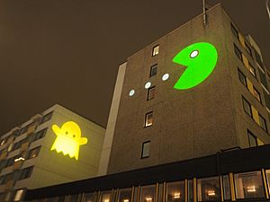 Archivo:Pac-Man light art in Tampere