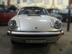 Archivo:Porsche (Museo del Automóvil de Melilla)