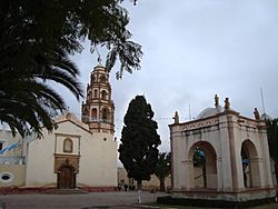 Preĝejo en Cardonal, Hidalgo.JPG