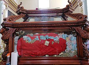 Archivo:Replica del señor del calvario de Tlacotepec