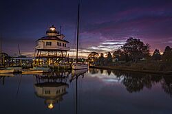 Sunrise at Drum Point Lighthouse, Solomons, MD (11080684704).jpg