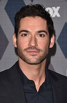 Tom Ellis (2016).jpg