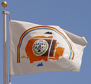 Archivo:20030820-navajo-flag