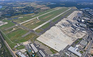 Aerial image of the Düsseldorf Airport.jpg