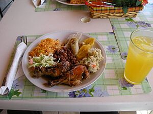 Archivo:CreoleLunchInDominica