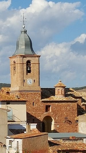 Archivo:Iglesia de Nuestra Señora del Castillo, Clarés de Ribota, Zaragoza, España, 2015-10-01, JD 02