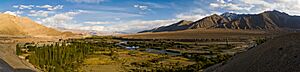 Archivo:Indus Valley near Leh