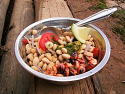 Archivo:La comida típica Tarwi