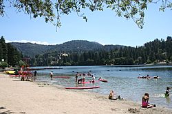 Lake Gregory California (258196111).jpg
