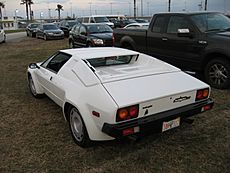 Archivo:Lamborghini Jalpa rear