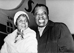 Archivo:Lucille Wilson and Louis Armstrong