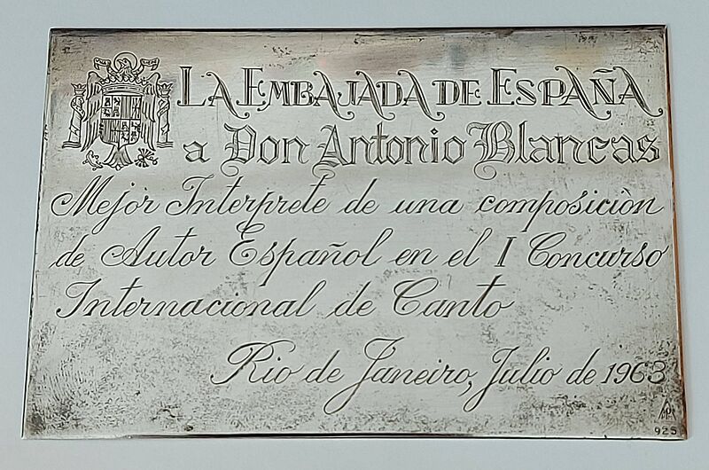 MEJOR INTERPRETE ANTONIO BLANCAS