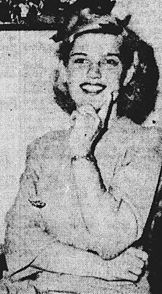 Archivo:Mae Young 1943