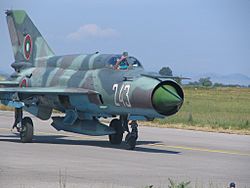 Archivo:MiG-21 Bulgarian Air Force