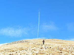 Archivo:Mount Sniktau hiker