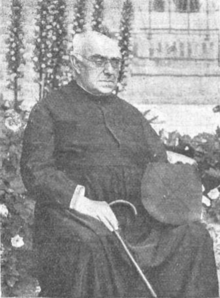 Padre Julio Alarcón.png