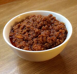 Archivo:Ragu