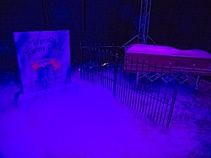 Archivo:The Undertaker's Graveyard Jimmy Superfly Snuka