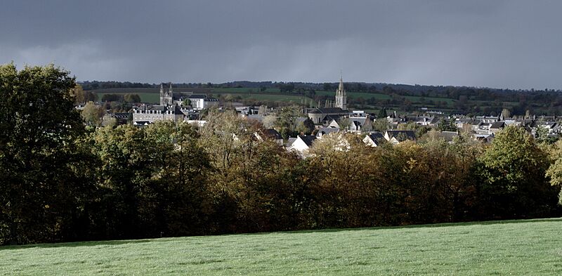 Tinchebray village