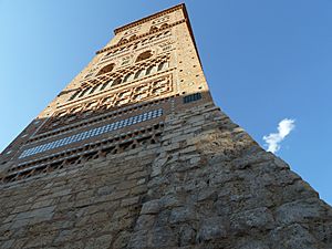 Torre mudéjar de San Martín, Teruel (Spain).JPG