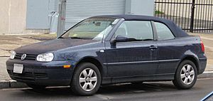 Archivo:Volkswagen-Golf-Cabrio