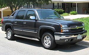 Archivo:2003-06 Chevrolet Avalanche WBH