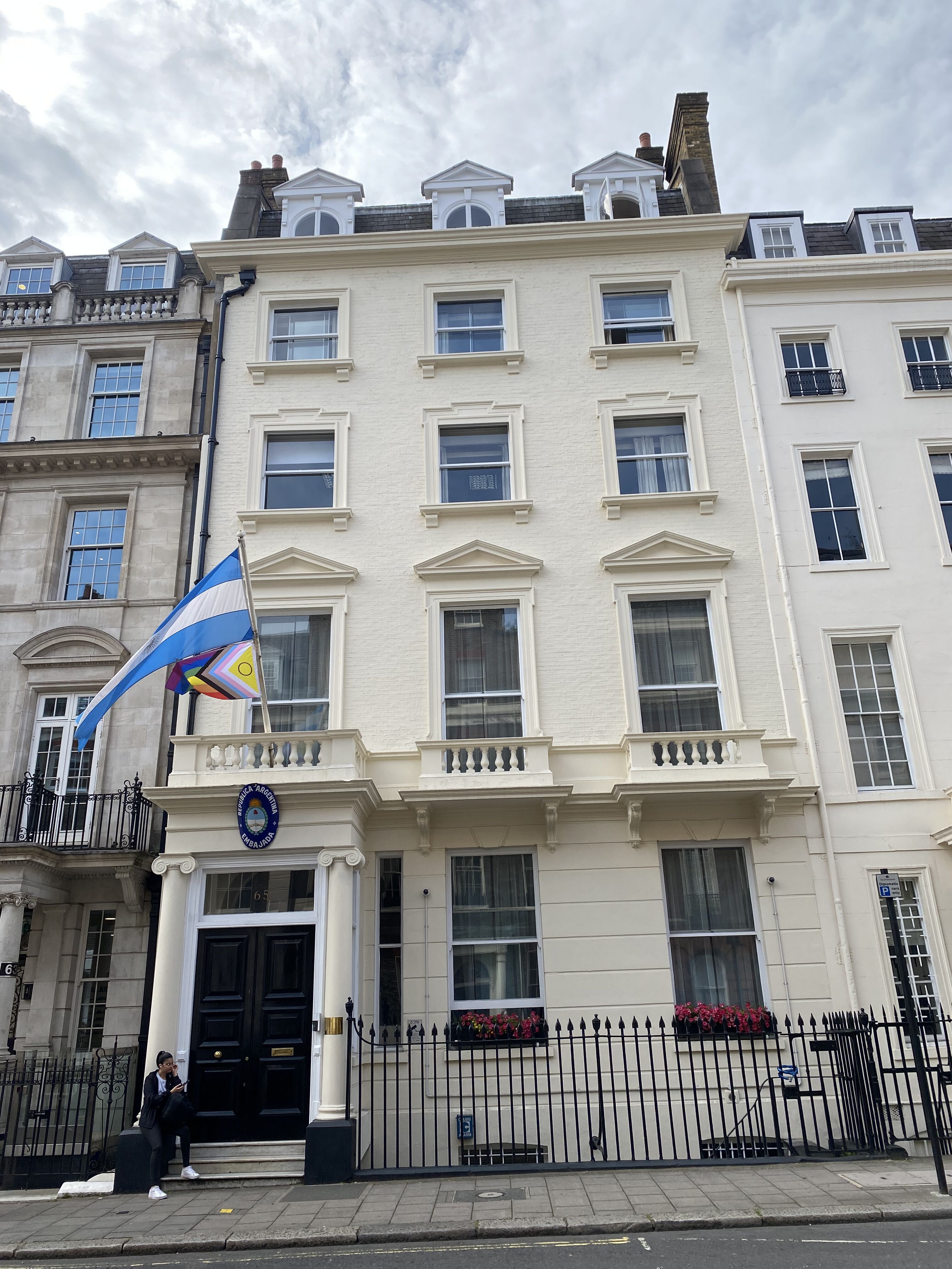 65 Brook Street, Mayfair, June 2023.jpg