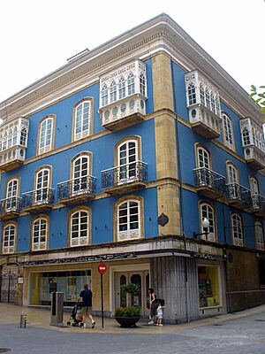 Archivo:Aviles - Palacio de Maqua 4