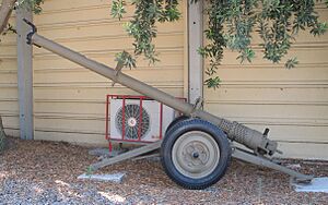 Archivo:B-11-107mm-recoilless-rifle-batey-haosef-2-1