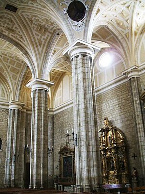 Archivo:Becerril de Campos -Sta Eugenia18