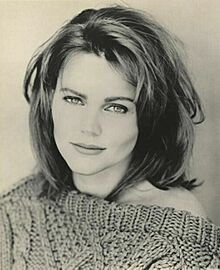 Belinda Carlisle 1987 photo.jpg