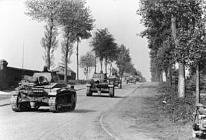 Archivo:Bundesarchiv Bild 101I-127-0396-13A, Im Westen, deutsche Panzer