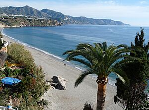 Archivo:Carabeo beach (7007970949)