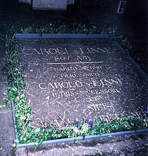 Archivo:Carl von Linné grave 2007 Upsala