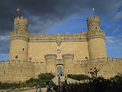 Archivo:Castillo de Manzanares el Real