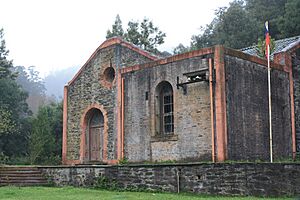 Archivo:Central hidroeléctrica, Chivilingo