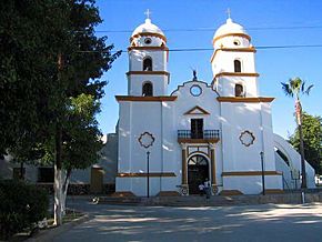 Archivo:Iglesia de San Miguel Arcángel, Ures